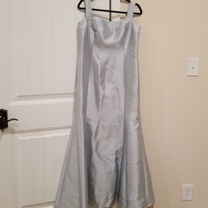 FRASCARA mermaid light mint green formal